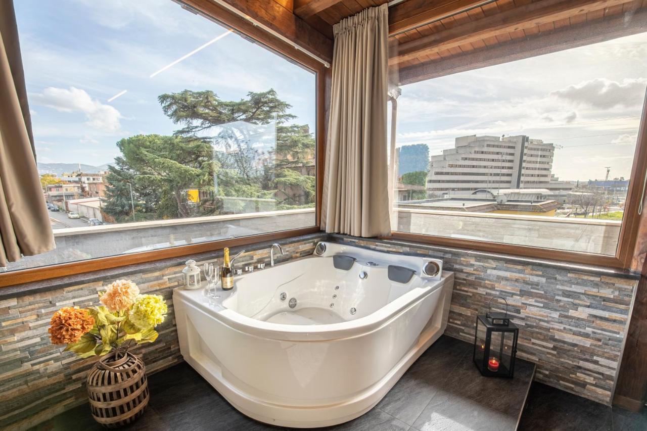 Virtus Prestige - Rooms & Apartments 로마 외부 사진