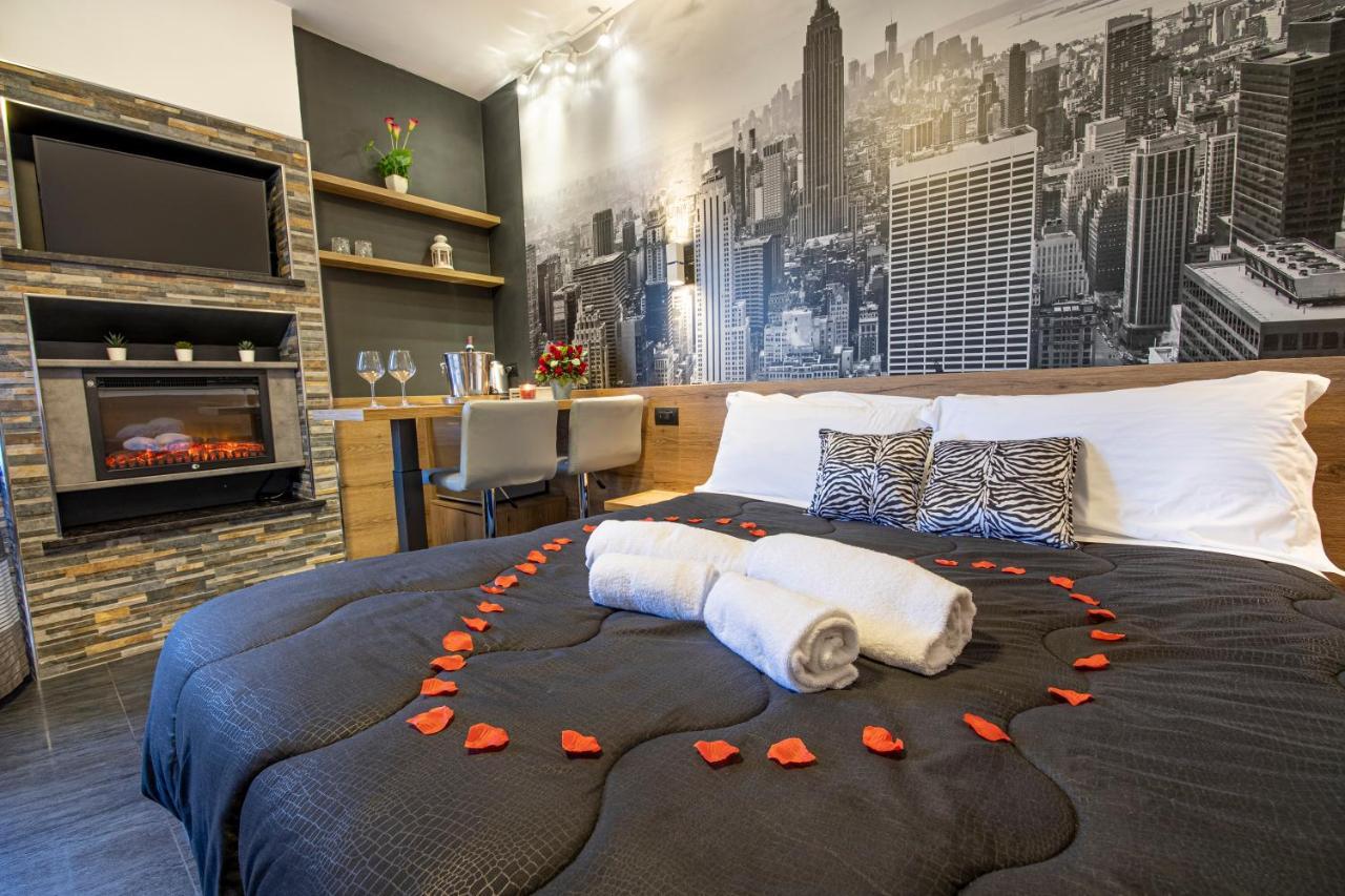 Virtus Prestige - Rooms & Apartments 로마 외부 사진