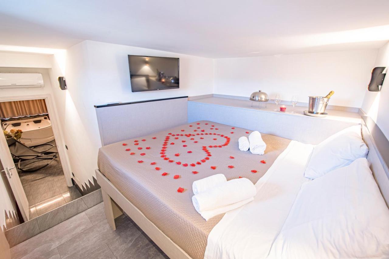 Virtus Prestige - Rooms & Apartments 로마 외부 사진